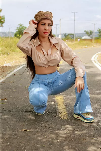 Good Looking Call Girl Give 100% Satisfaction To You 2 Good Looking Call Girl Give 100% Satisfaction To You 2